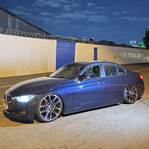 BMW 320 DOS SONHOS